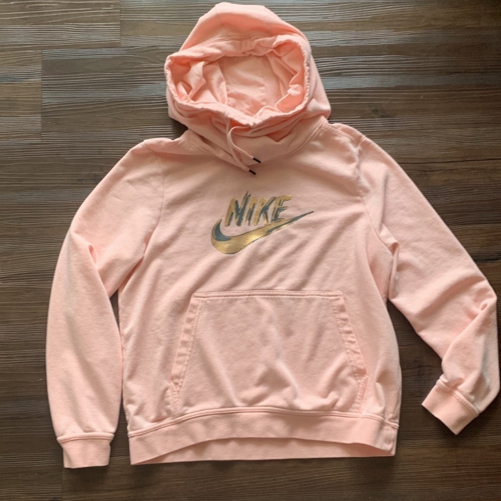 Women’s Nike Sweatshirt. Like New. Washed and Worn once. No flaws/no wear.